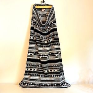Mossimo Supply Co Black & White Maxi Skirt